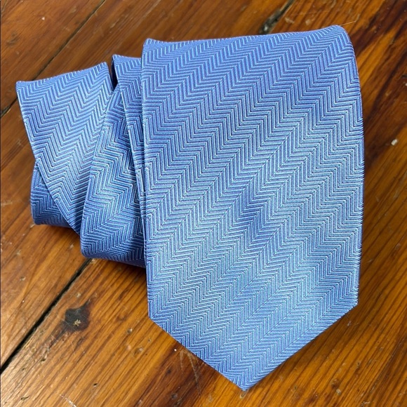 Bird Dog Bay Blue Pink Chevron Men's Silk Tie - Picture 1 of 3